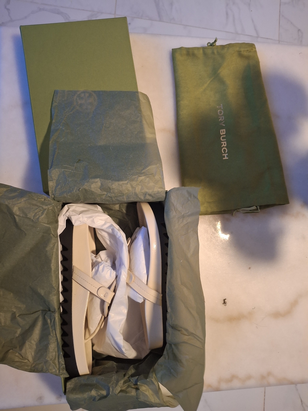 Tory Burch Patent Leather Logo Thong Sandals in Ivory - Picture 7 of 9